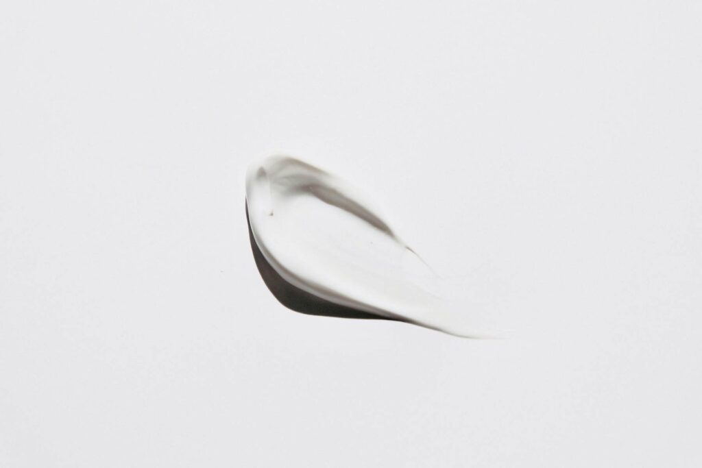 Unlocking the Benefits: Vitamin E Serum for Facial Care
